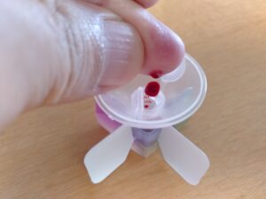 血を絞り出す