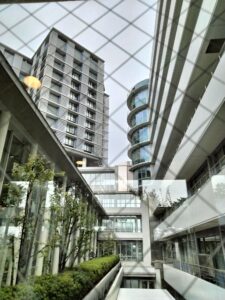 病院の窓から見える景色